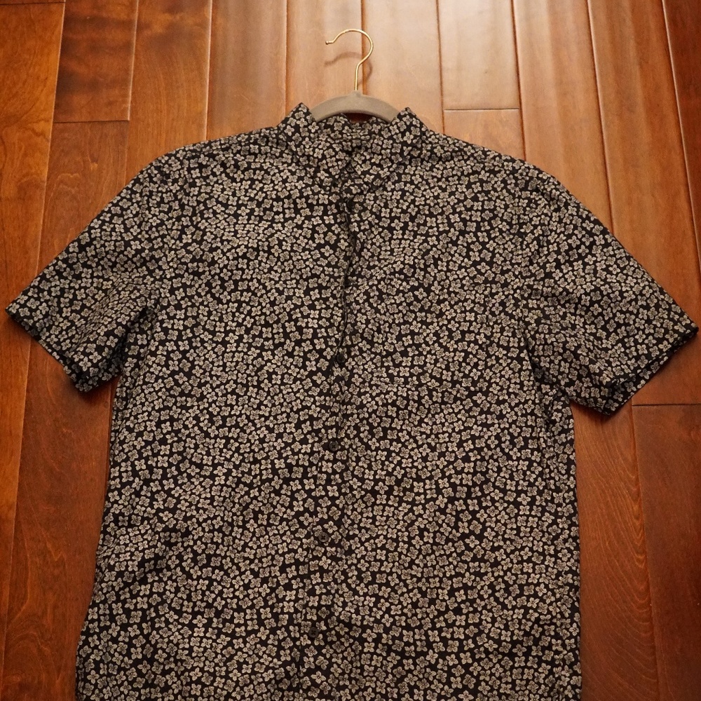 Flowery Short-Sleeve Button Down